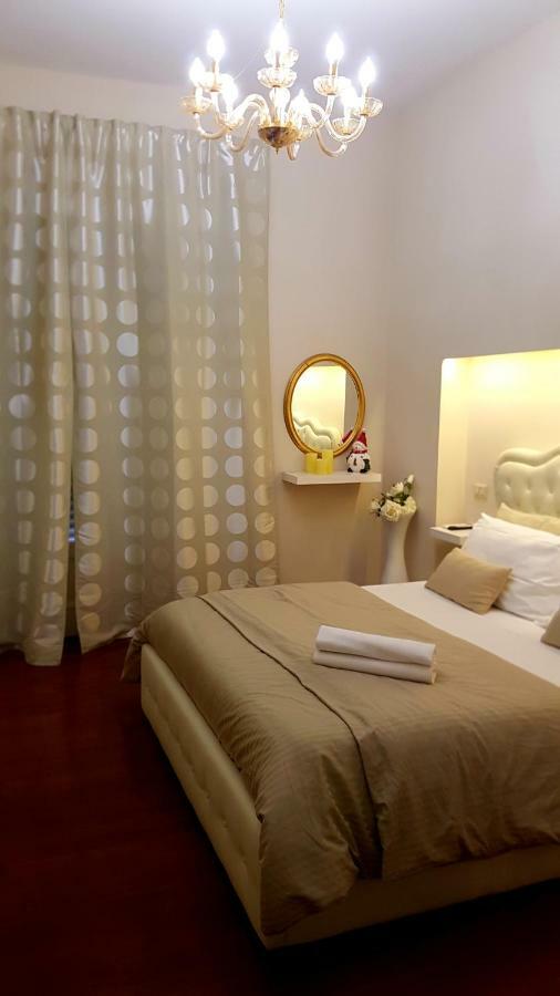 Chambre Lit Queen-Size - Vue sur Jardin